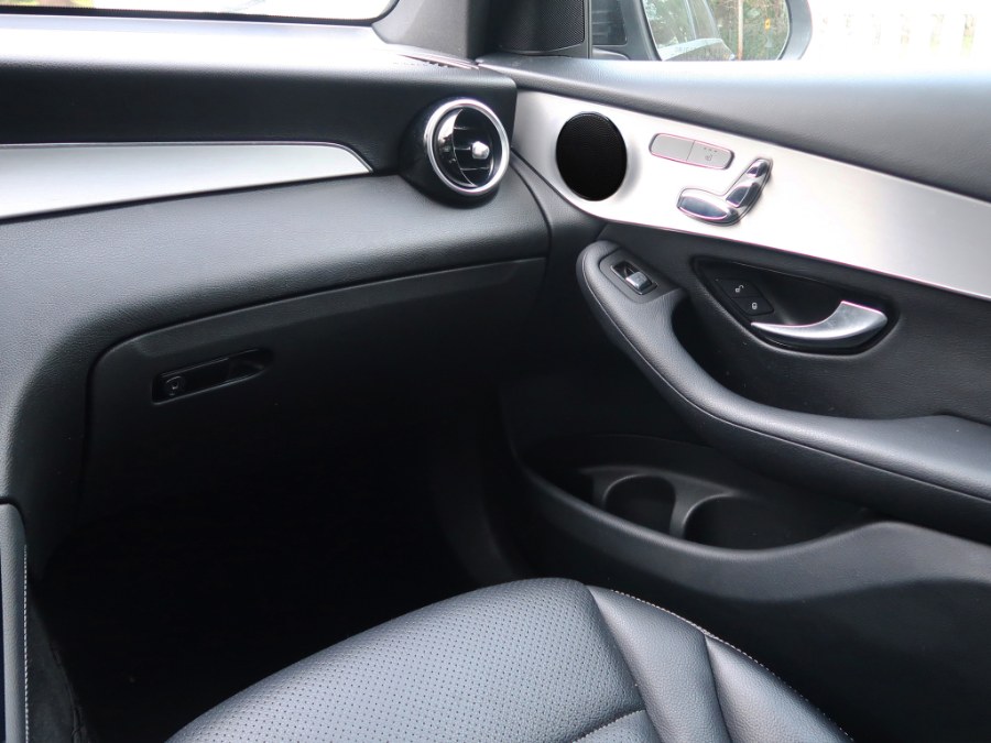 Used Mercedes-benz Glc GLC 300 2019 | Auto Expo Ent Inc.. Great Neck, New York Used Mercedes-benz Glc GLC 300 2019 | Auto Expo Ent Inc.. Great Neck, New York