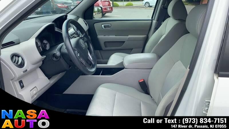 2014 Honda Pilot 4WD 4dr LX, available for sale in Passaic, New Jersey | Nasa Auto. Passaic, New Jersey 2014 Honda Pilot 4WD 4dr LX, available for sale in Passaic, New Jersey | Nasa Auto. Passaic, New Jersey