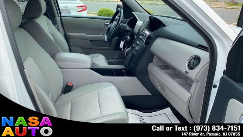 2014 Honda Pilot 4WD 4dr LX, available for sale in Passaic, New Jersey | Nasa Auto. Passaic, New Jersey 2014 Honda Pilot 4WD 4dr LX, available for sale in Passaic, New Jersey | Nasa Auto. Passaic, New Jersey