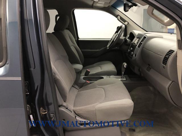 Used Nissan Frontier 2WD Crew Cab SWB Auto SV 2014 | J&M Automotive Sls&Svc LLC. Naugatuck, Connecticut Used Nissan Frontier 2WD Crew Cab SWB Auto SV 2014 | J&M Automotive Sls&Svc LLC. Naugatuck, Connecticut