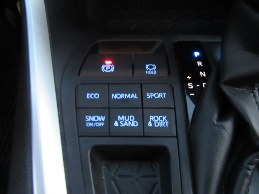Used Toyota RAV4 LE 2019 | Hilario's Auto Sales Inc.. Worcester, Massachusetts Used Toyota RAV4 LE 2019 | Hilario's Auto Sales Inc.. Worcester, Massachusetts