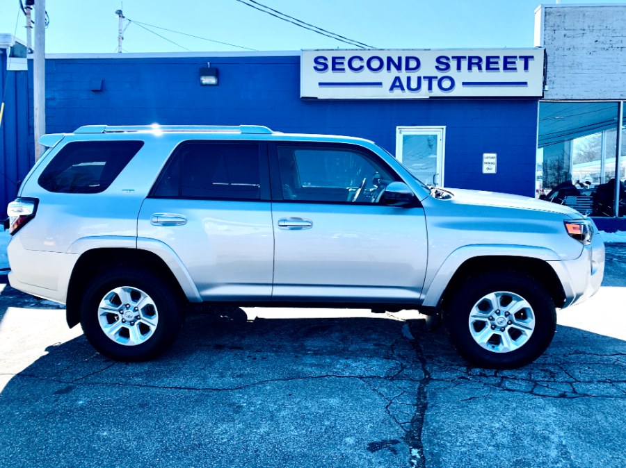 2015 Toyota 4Runner 4WD 4dr V6 SR5 (Natl), available for sale in Manchester, New Hampshire | Second Street Auto Sales Inc. Manchester, New Hampshire