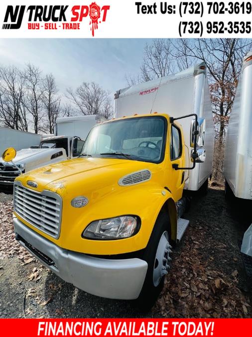 2014 Freightliner M2 106 26 FEET DRY BOX + LIFT GATE + NO CDL, available for sale in South Amboy, New Jersey | NJ Truck Spot. South Amboy, New Jersey