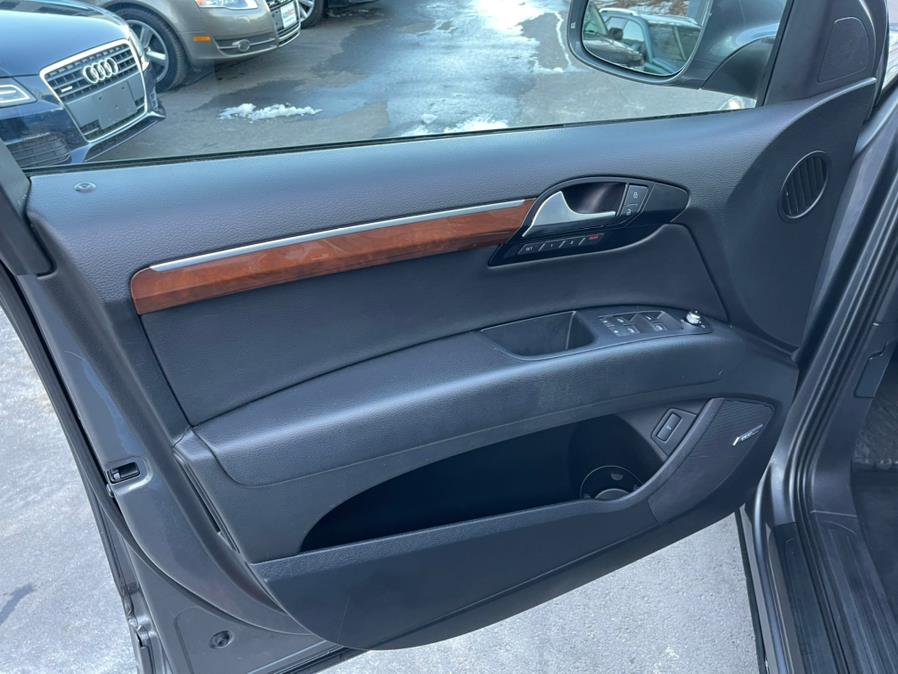 Used Audi Q7 quattro 4dr 3.0T Premium Plus 2011 | Auto Match LLC. Waterbury, Connecticut Used Audi Q7 quattro 4dr 3.0T Premium Plus 2011 | Auto Match LLC. Waterbury, Connecticut