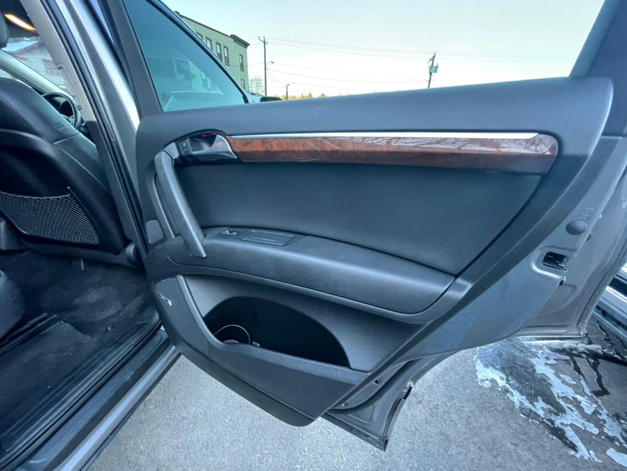 Used Audi Q7 quattro 4dr 3.0T Premium Plus 2011 | Auto Match LLC. Waterbury, Connecticut Used Audi Q7 quattro 4dr 3.0T Premium Plus 2011 | Auto Match LLC. Waterbury, Connecticut