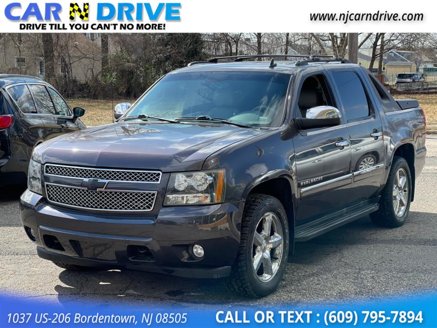 Used Chevrolet Avalanche LTZ 4WD 2011 | Car N Drive. Burlington, New Jersey