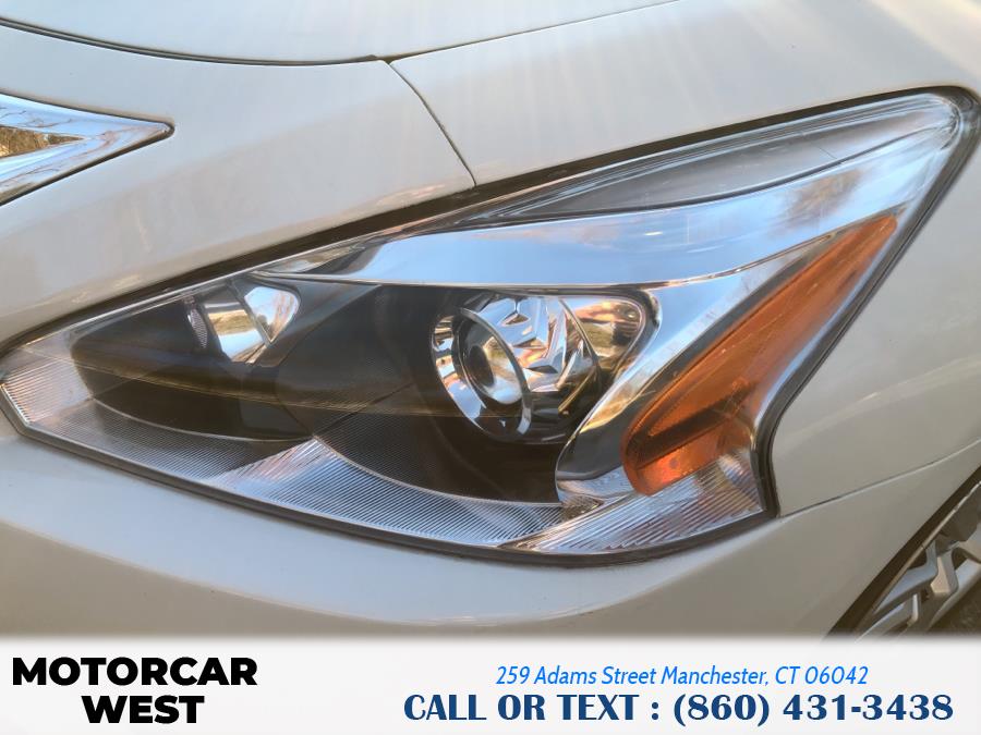 2014 Nissan Altima 4dr Sdn I4 2.5 S, available for sale in Manchester, Connecticut | Motorcar West. Manchester, Connecticut 2014 Nissan Altima 4dr Sdn I4 2.5 S, available for sale in Manchester, Connecticut | Motorcar West. Manchester, Connecticut