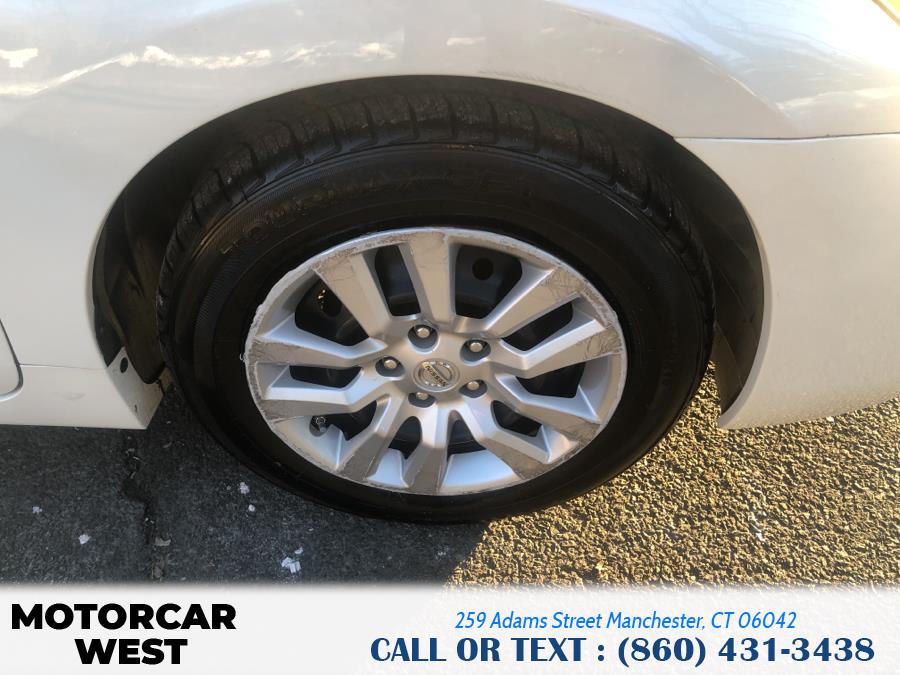 2014 Nissan Altima 4dr Sdn I4 2.5 S, available for sale in Manchester, Connecticut | Motorcar West. Manchester, Connecticut 2014 Nissan Altima 4dr Sdn I4 2.5 S, available for sale in Manchester, Connecticut | Motorcar West. Manchester, Connecticut