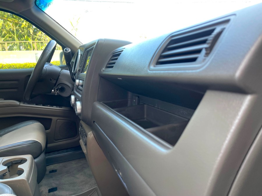 2006 Honda Ridgeline RTL AT with MOONROOF & NAVI, available for sale in Lake Forest, California | Pacific Green Line. Lake Forest, California 2006 Honda Ridgeline RTL AT with MOONROOF & NAVI, available for sale in Lake Forest, California | Pacific Green Line. Lake Forest, California