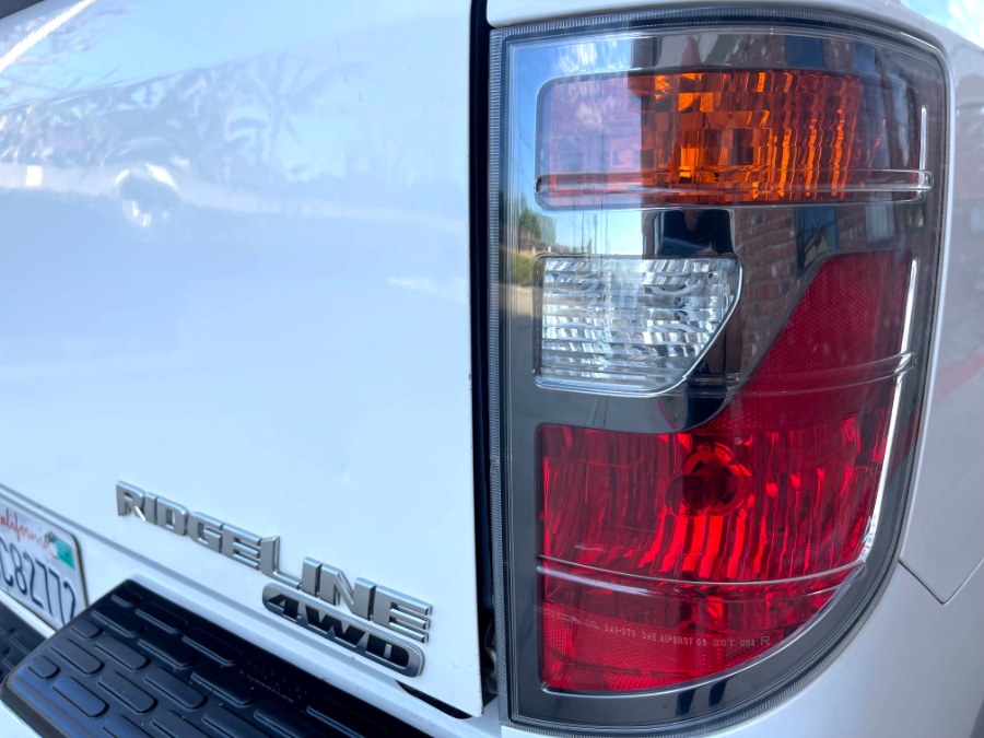 2006 Honda Ridgeline RTL AT with MOONROOF & NAVI, available for sale in Lake Forest, California | Pacific Green Line. Lake Forest, California 2006 Honda Ridgeline RTL AT with MOONROOF & NAVI, available for sale in Lake Forest, California | Pacific Green Line. Lake Forest, California