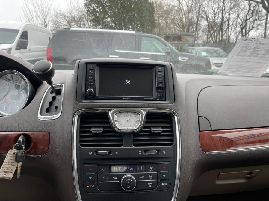 2014 Chrysler Town & Country 4dr Wgn Touring, available for sale in Rosedale, New York | Sunrise Auto Sales. Rosedale, New York 2014 Chrysler Town & Country 4dr Wgn Touring, available for sale in Rosedale, New York | Sunrise Auto Sales. Rosedale, New York