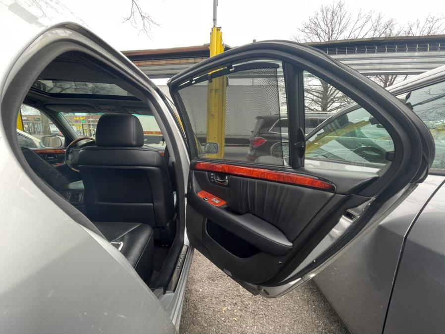2006 Lexus LS 430 4dr Sdn. CLEAN CARFAX!!!, available for sale in Rosedale, New York | Sunrise Auto Sales. Rosedale, New York 2006 Lexus LS 430 4dr Sdn. CLEAN CARFAX!!!, available for sale in Rosedale, New York | Sunrise Auto Sales. Rosedale, New York