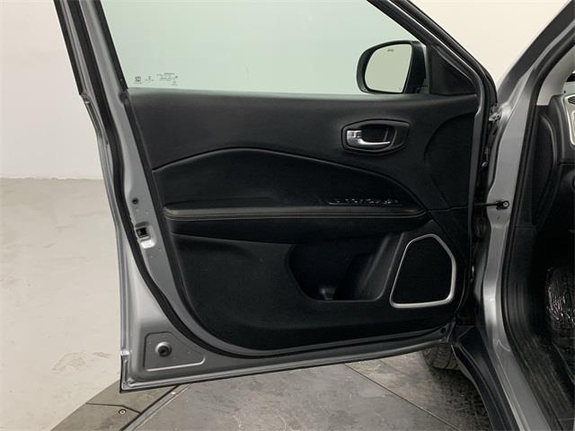 Used Jeep Compass Latitude 2019 | Eastchester Motor Cars. Bronx, New York Used Jeep Compass Latitude 2019 | Eastchester Motor Cars. Bronx, New York