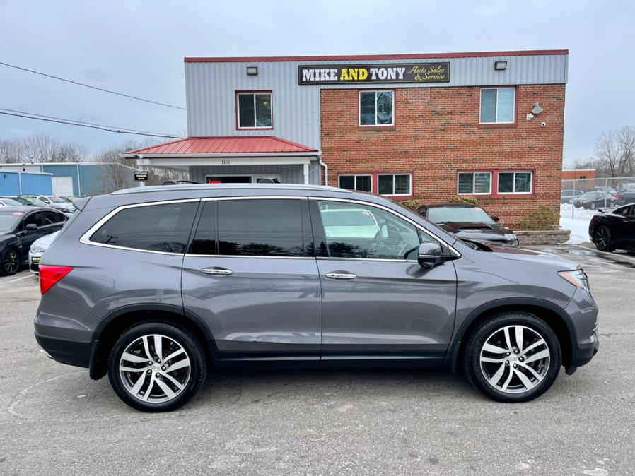 2016 Honda Pilot AWD 4dr Touring w/RES & Navi, available for sale in South Windsor, Connecticut | Mike And Tony Auto Sales, Inc. South Windsor, Connecticut 2016 Honda Pilot AWD 4dr Touring w/RES & Navi, available for sale in South Windsor, Connecticut | Mike And Tony Auto Sales, Inc. South Windsor, Connecticut
