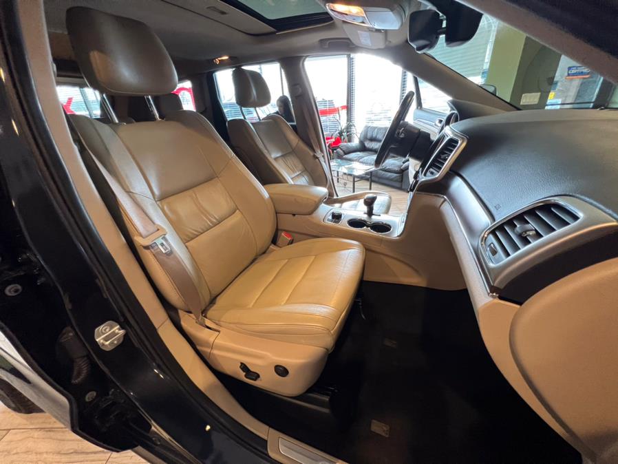 2015 Jeep Grand Cherokee 4WD 4dr Limited, available for sale in West Hartford, Connecticut | AutoMax. West Hartford, Connecticut 2015 Jeep Grand Cherokee 4WD 4dr Limited, available for sale in West Hartford, Connecticut | AutoMax. West Hartford, Connecticut