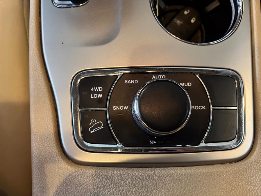 2015 Jeep Grand Cherokee 4WD 4dr Limited, available for sale in West Hartford, Connecticut | AutoMax. West Hartford, Connecticut 2015 Jeep Grand Cherokee 4WD 4dr Limited, available for sale in West Hartford, Connecticut | AutoMax. West Hartford, Connecticut