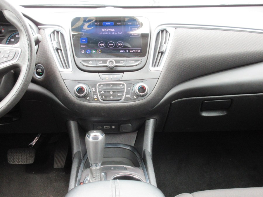 2020 Chevrolet Malibu 4dr Sdn LT, available for sale in Linden, New Jersey | Route 27 Auto Mall. Linden, New Jersey 2020 Chevrolet Malibu 4dr Sdn LT, available for sale in Linden, New Jersey | Route 27 Auto Mall. Linden, New Jersey