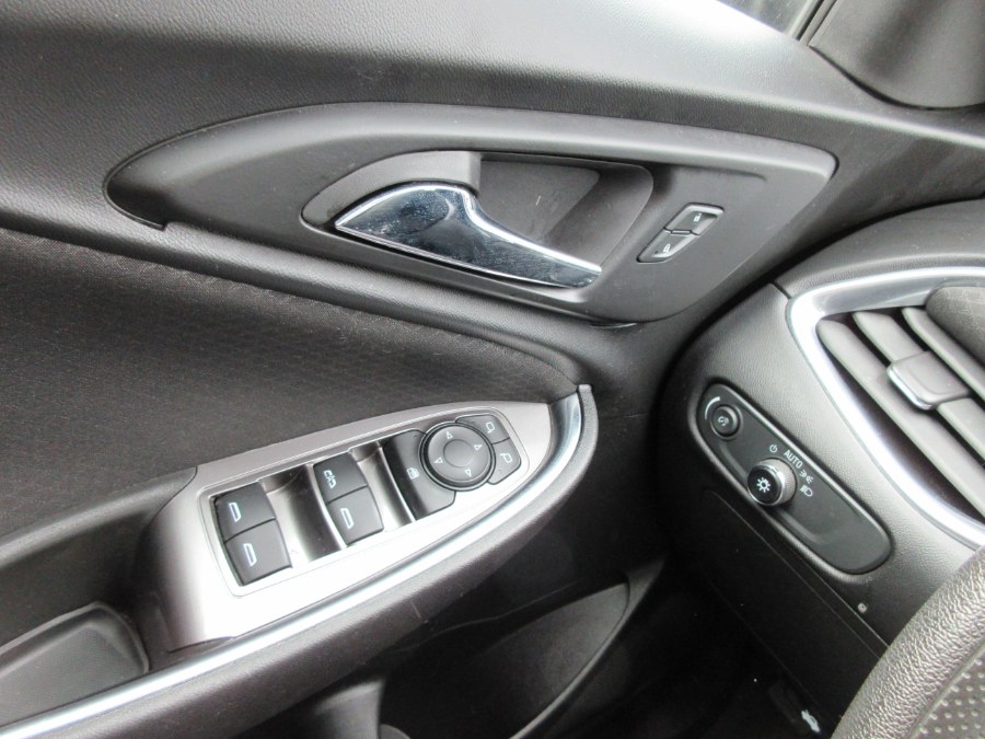 2020 Chevrolet Malibu 4dr Sdn LT, available for sale in Linden, New Jersey | Route 27 Auto Mall. Linden, New Jersey 2020 Chevrolet Malibu 4dr Sdn LT, available for sale in Linden, New Jersey | Route 27 Auto Mall. Linden, New Jersey