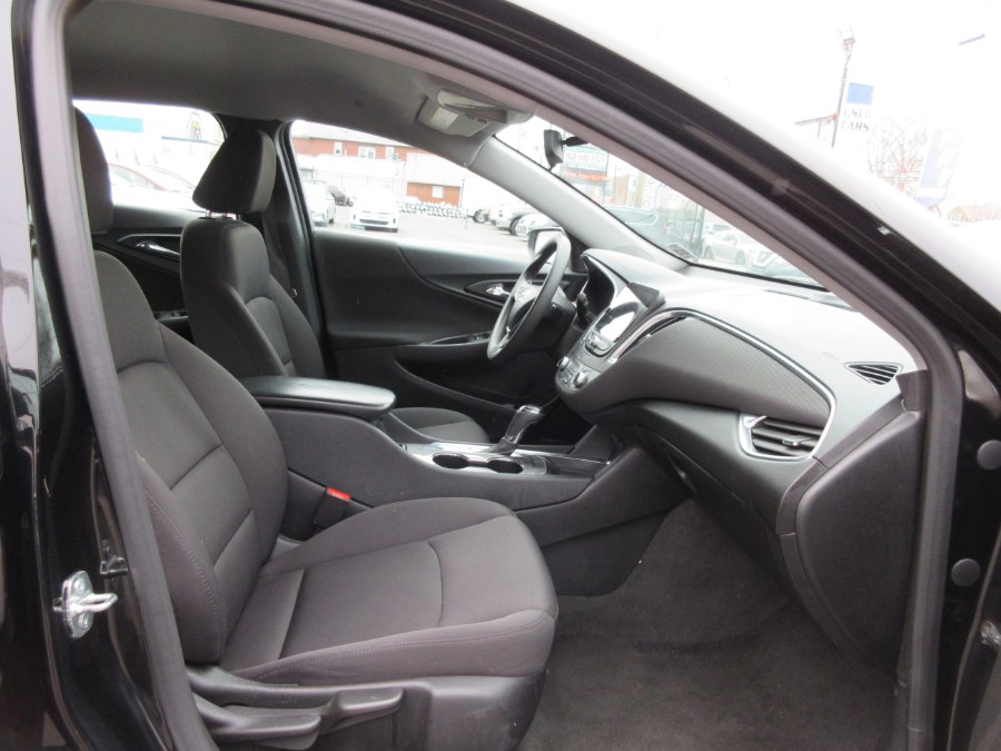 2020 Chevrolet Malibu 4dr Sdn LT, available for sale in Linden, New Jersey | Route 27 Auto Mall. Linden, New Jersey 2020 Chevrolet Malibu 4dr Sdn LT, available for sale in Linden, New Jersey | Route 27 Auto Mall. Linden, New Jersey