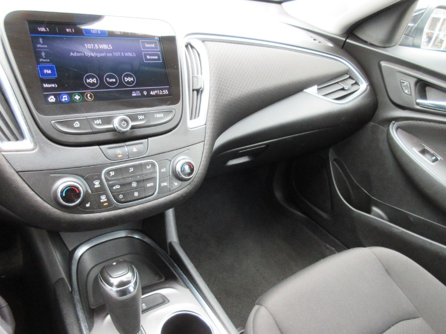 2020 Chevrolet Malibu 4dr Sdn LT, available for sale in Linden, New Jersey | Route 27 Auto Mall. Linden, New Jersey 2020 Chevrolet Malibu 4dr Sdn LT, available for sale in Linden, New Jersey | Route 27 Auto Mall. Linden, New Jersey