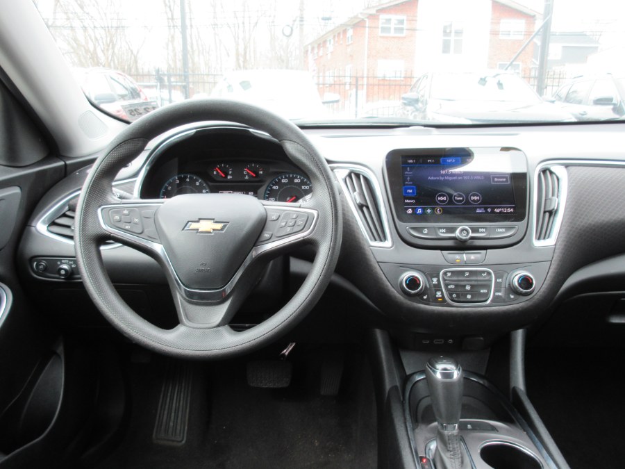 2020 Chevrolet Malibu 4dr Sdn LT, available for sale in Linden, New Jersey | Route 27 Auto Mall. Linden, New Jersey 2020 Chevrolet Malibu 4dr Sdn LT, available for sale in Linden, New Jersey | Route 27 Auto Mall. Linden, New Jersey