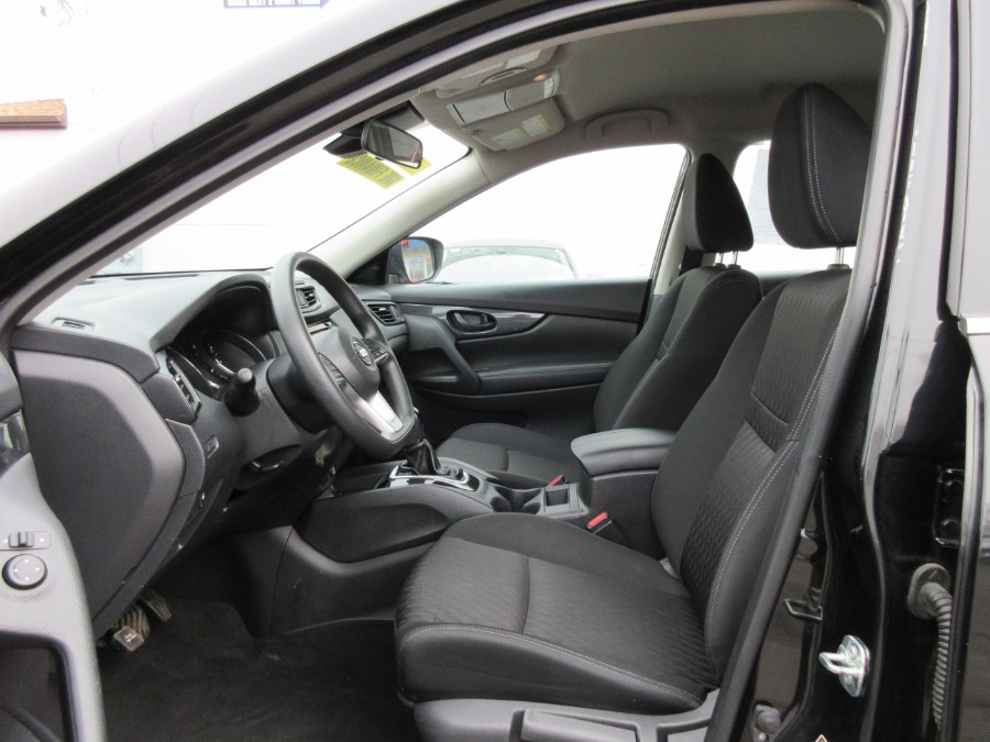 2020 Nissan Rogue AWD S, available for sale in Linden, New Jersey | Route 27 Auto Mall. Linden, New Jersey 2020 Nissan Rogue AWD S, available for sale in Linden, New Jersey | Route 27 Auto Mall. Linden, New Jersey