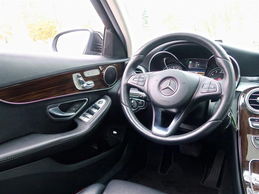 Used Mercedes-benz C-class C 300 2018 | Auto Expo Ent Inc.. Great Neck, New York