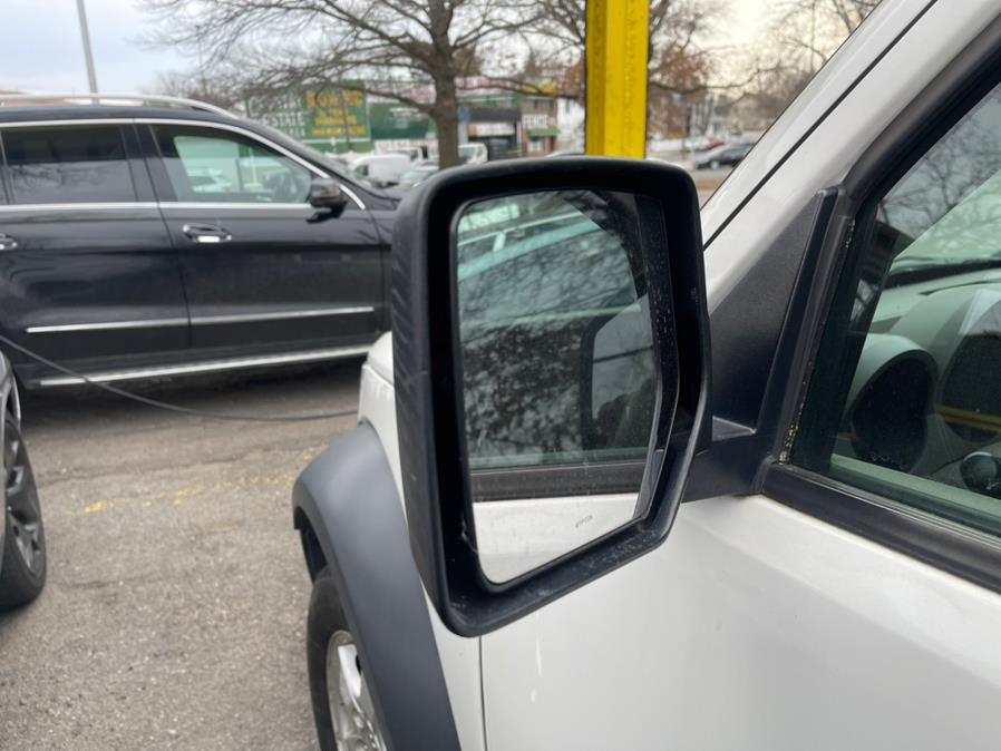 2007 Dodge Nitro 2WD 4dr SXT, available for sale in Elmont, New York | Sunrise of Elmont. Elmont, New York 2007 Dodge Nitro 2WD 4dr SXT, available for sale in Elmont, New York | Sunrise of Elmont. Elmont, New York
