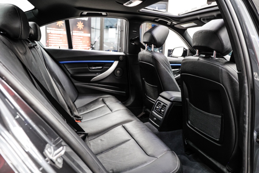 2018 BMW 3 Series 340i xDrive Sedan, available for sale in ELMONT, New York | 26 Motors Long Island. ELMONT, New York 2018 BMW 3 Series 340i xDrive Sedan, available for sale in ELMONT, New York | 26 Motors Long Island. ELMONT, New York