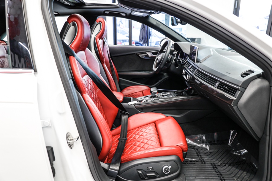 Used Audi S4 3.0 TFSI Prestige quattro AWD 2018 | 26 Motors Long Island. ELMONT, New York Used Audi S4 3.0 TFSI Prestige quattro AWD 2018 | 26 Motors Long Island. ELMONT, New York
