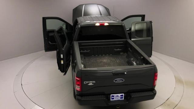 Used Ford F-150 4WD SuperCab 145 XLT 2016 | J&M Automotive Sls&Svc LLC. Naugatuck, Connecticut Used Ford F-150 4WD SuperCab 145 XLT 2016 | J&M Automotive Sls&Svc LLC. Naugatuck, Connecticut