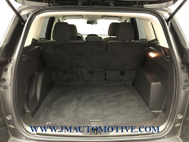 2016 Ford Escape 4WD 4dr SE, available for sale in Naugatuck, Connecticut | J&M Automotive Sls&Svc LLC. Naugatuck, Connecticut 2016 Ford Escape 4WD 4dr SE, available for sale in Naugatuck, Connecticut | J&M Automotive Sls&Svc LLC. Naugatuck, Connecticut