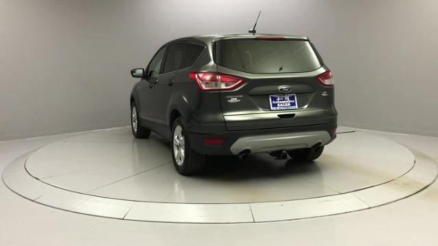 2016 Ford Escape 4WD 4dr SE, available for sale in Naugatuck, Connecticut | J&M Automotive Sls&Svc LLC. Naugatuck, Connecticut 2016 Ford Escape 4WD 4dr SE, available for sale in Naugatuck, Connecticut | J&M Automotive Sls&Svc LLC. Naugatuck, Connecticut