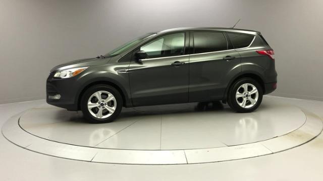 2016 Ford Escape 4WD 4dr SE, available for sale in Naugatuck, Connecticut | J&M Automotive Sls&Svc LLC. Naugatuck, Connecticut 2016 Ford Escape 4WD 4dr SE, available for sale in Naugatuck, Connecticut | J&M Automotive Sls&Svc LLC. Naugatuck, Connecticut