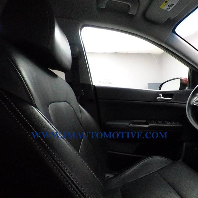 2017 Kia Sportage EX AWD, available for sale in Naugatuck, Connecticut | J&M Automotive Sls&Svc LLC. Naugatuck, Connecticut 2017 Kia Sportage EX AWD, available for sale in Naugatuck, Connecticut | J&M Automotive Sls&Svc LLC. Naugatuck, Connecticut
