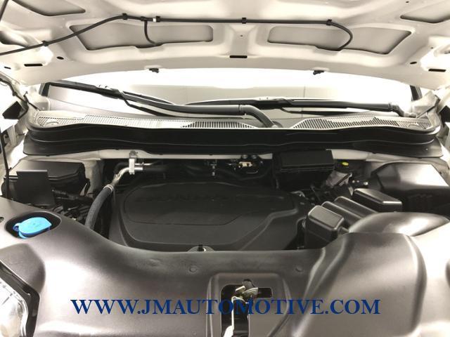 2019 Honda Ridgeline RTL AWD, available for sale in Naugatuck, Connecticut | J&M Automotive Sls&Svc LLC. Naugatuck, Connecticut 2019 Honda Ridgeline RTL AWD, available for sale in Naugatuck, Connecticut | J&M Automotive Sls&Svc LLC. Naugatuck, Connecticut
