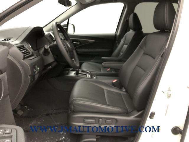 2019 Honda Ridgeline RTL AWD, available for sale in Naugatuck, Connecticut | J&M Automotive Sls&Svc LLC. Naugatuck, Connecticut 2019 Honda Ridgeline RTL AWD, available for sale in Naugatuck, Connecticut | J&M Automotive Sls&Svc LLC. Naugatuck, Connecticut
