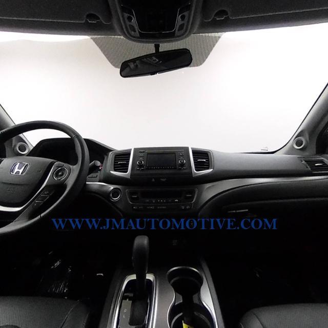 2019 Honda Ridgeline RTL AWD, available for sale in Naugatuck, Connecticut | J&M Automotive Sls&Svc LLC. Naugatuck, Connecticut 2019 Honda Ridgeline RTL AWD, available for sale in Naugatuck, Connecticut | J&M Automotive Sls&Svc LLC. Naugatuck, Connecticut