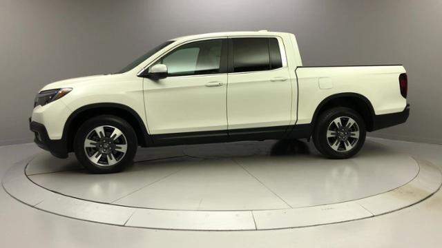 2019 Honda Ridgeline RTL AWD, available for sale in Naugatuck, Connecticut | J&M Automotive Sls&Svc LLC. Naugatuck, Connecticut 2019 Honda Ridgeline RTL AWD, available for sale in Naugatuck, Connecticut | J&M Automotive Sls&Svc LLC. Naugatuck, Connecticut