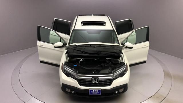 2019 Honda Ridgeline RTL AWD, available for sale in Naugatuck, Connecticut | J&M Automotive Sls&Svc LLC. Naugatuck, Connecticut 2019 Honda Ridgeline RTL AWD, available for sale in Naugatuck, Connecticut | J&M Automotive Sls&Svc LLC. Naugatuck, Connecticut