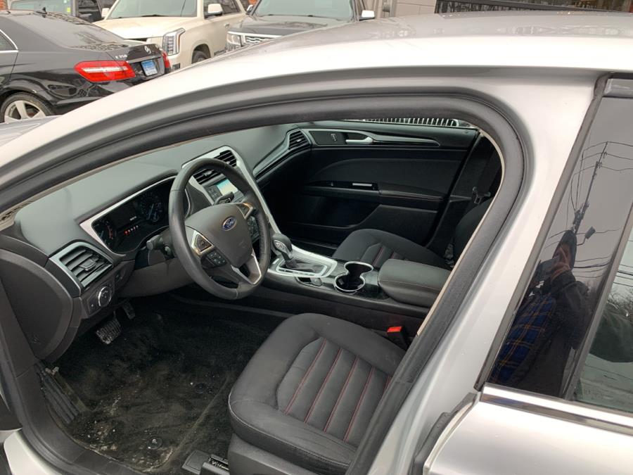2016 Ford Fusion 4dr Sdn SE FWD, available for sale in Waterbury, Connecticut | Jim Juliani Motors. Waterbury, Connecticut 2016 Ford Fusion 4dr Sdn SE FWD, available for sale in Waterbury, Connecticut | Jim Juliani Motors. Waterbury, Connecticut