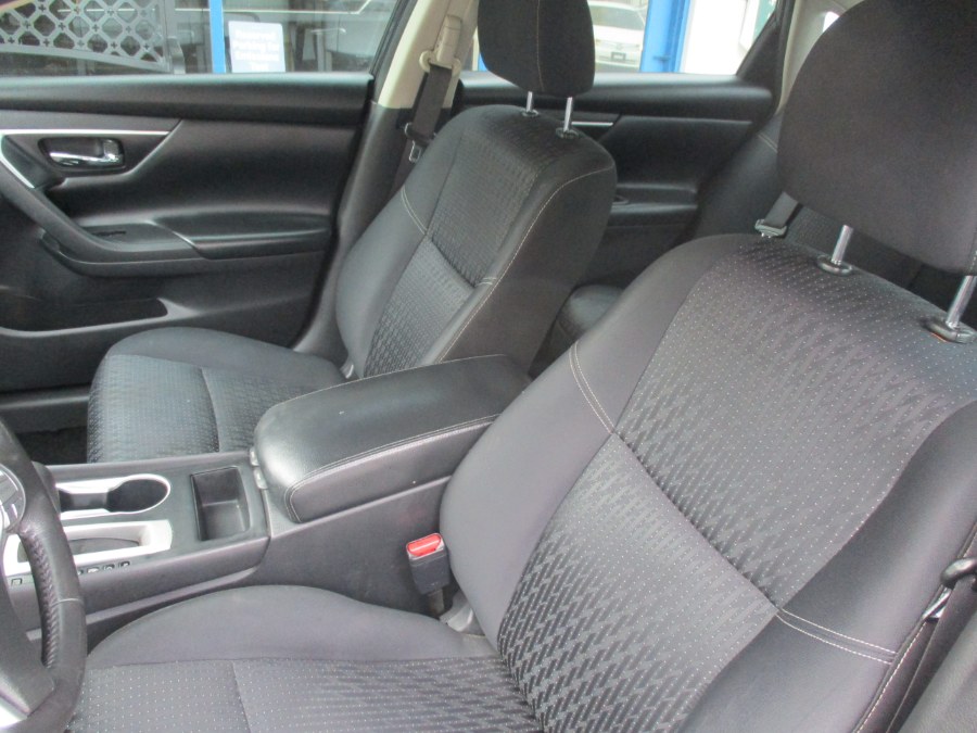 2017 Nissan Altima 2017.5 2.5 SV Sedan, available for sale in Meriden, Connecticut | Cos Central Auto. Meriden, Connecticut 2017 Nissan Altima 2017.5 2.5 SV Sedan, available for sale in Meriden, Connecticut | Cos Central Auto. Meriden, Connecticut