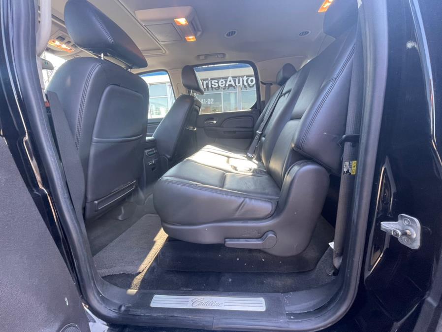 2007 Cadillac Escalade ESV AWD CLEAN CARFAX, 81K ORIGINAL MILES!, available for sale in Rosedale, New York | Sunrise Auto Sales. Rosedale, New York 2007 Cadillac Escalade ESV AWD CLEAN CARFAX, 81K ORIGINAL MILES!, available for sale in Rosedale, New York | Sunrise Auto Sales. Rosedale, New York