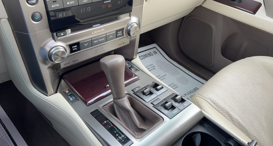 2014 Lexus GX 460 4WD Luxury, available for sale in Waterbury, Connecticut | West End Automotive Center. Waterbury, Connecticut 2014 Lexus GX 460 4WD Luxury, available for sale in Waterbury, Connecticut | West End Automotive Center. Waterbury, Connecticut