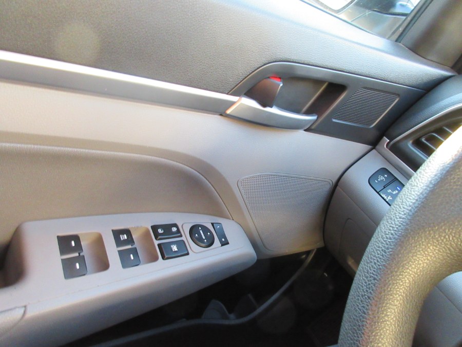 2020 Hyundai Elantra SEL IVT, available for sale in Linden, New Jersey | Route 27 Auto Mall. Linden, New Jersey 2020 Hyundai Elantra SEL IVT, available for sale in Linden, New Jersey | Route 27 Auto Mall. Linden, New Jersey