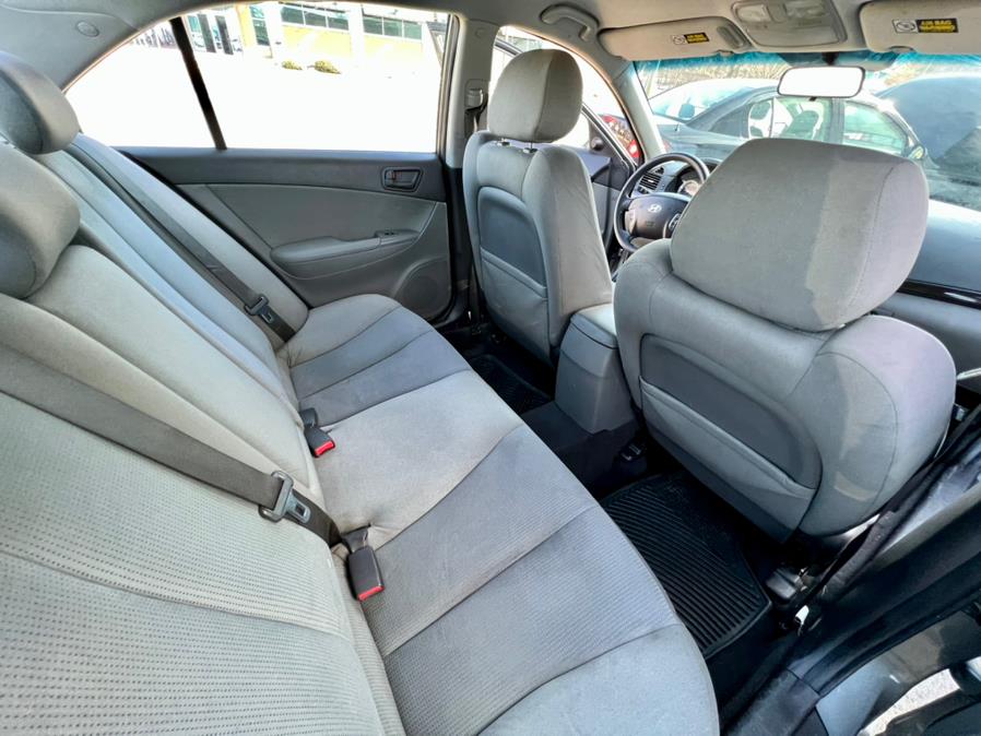 2009 Hyundai Sonata 4dr Sdn I4 Auto GLS, available for sale in Wallingford, Connecticut | Wallingford Auto Center LLC. Wallingford, Connecticut 2009 Hyundai Sonata 4dr Sdn I4 Auto GLS, available for sale in Wallingford, Connecticut | Wallingford Auto Center LLC. Wallingford, Connecticut
