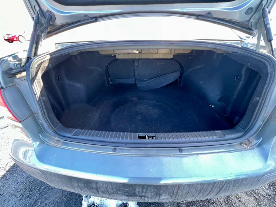 2009 Hyundai Sonata 4dr Sdn I4 Auto GLS, available for sale in Wallingford, Connecticut | Wallingford Auto Center LLC. Wallingford, Connecticut 2009 Hyundai Sonata 4dr Sdn I4 Auto GLS, available for sale in Wallingford, Connecticut | Wallingford Auto Center LLC. Wallingford, Connecticut