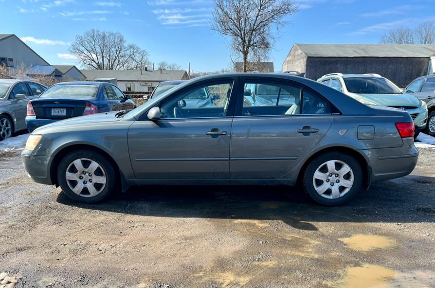 2009 Hyundai Sonata 4dr Sdn I4 Auto GLS, available for sale in Wallingford, Connecticut | Wallingford Auto Center LLC. Wallingford, Connecticut 2009 Hyundai Sonata 4dr Sdn I4 Auto GLS, available for sale in Wallingford, Connecticut | Wallingford Auto Center LLC. Wallingford, Connecticut