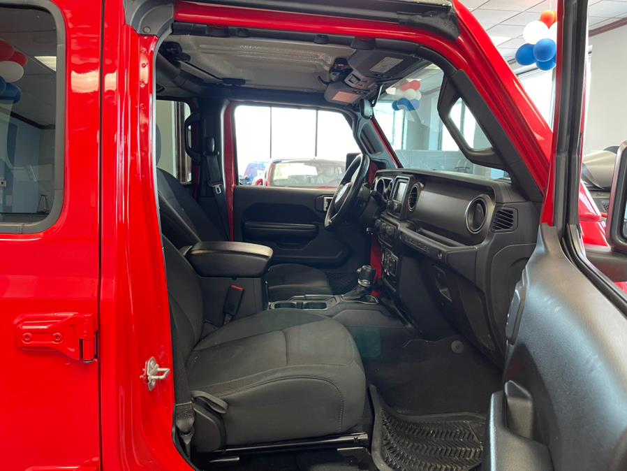 2019 Jeep Wrangler Unlimited Sport S 4x4, available for sale in Inwood, New York | 5 Towns Drive. Inwood, New York 2019 Jeep Wrangler Unlimited Sport S 4x4, available for sale in Inwood, New York | 5 Towns Drive. Inwood, New York