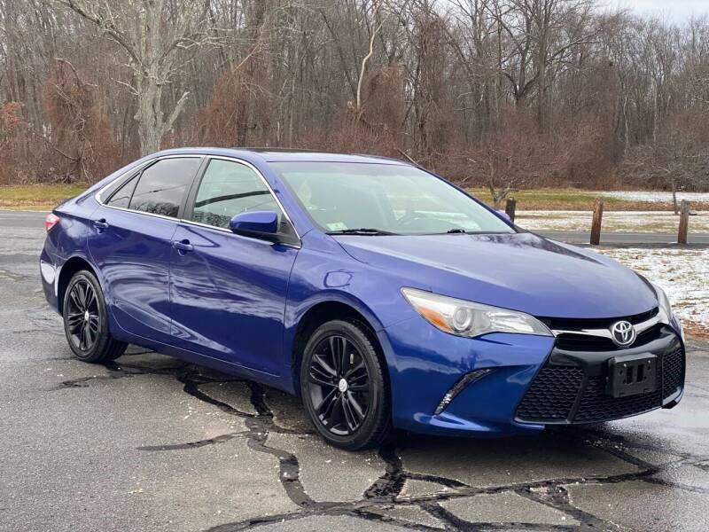 2015 Toyota Camry 4dr Sdn I4 Auto SE (Natl), available for sale in Plainville, Connecticut | Choice Group LLC Choice Motor Car. Plainville, Connecticut